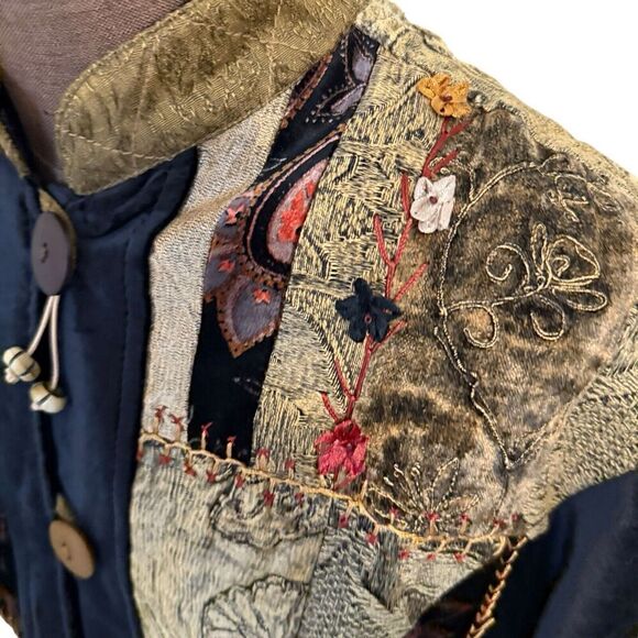 Vintage Flashback Patch Work Button Up Jacket in Women’s Size Small - Picture 6 of 10